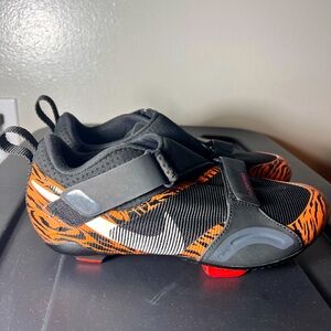 Women's Nike SuperRep Cycle Trainer Shoes- Size 8 Compatible with Peleton Bike